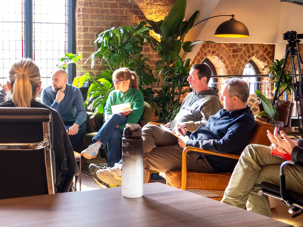 A working session of owners